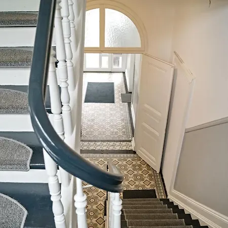 Fuer 1 Bis 3 Personen Σόλινγκεν